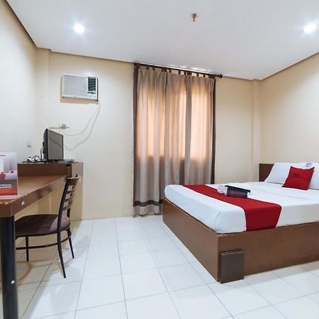 เรดดอร์ซ เนียร์ โอลองกาโป บัสเทอร์มินัล Hotel ภายนอก รูปภาพ